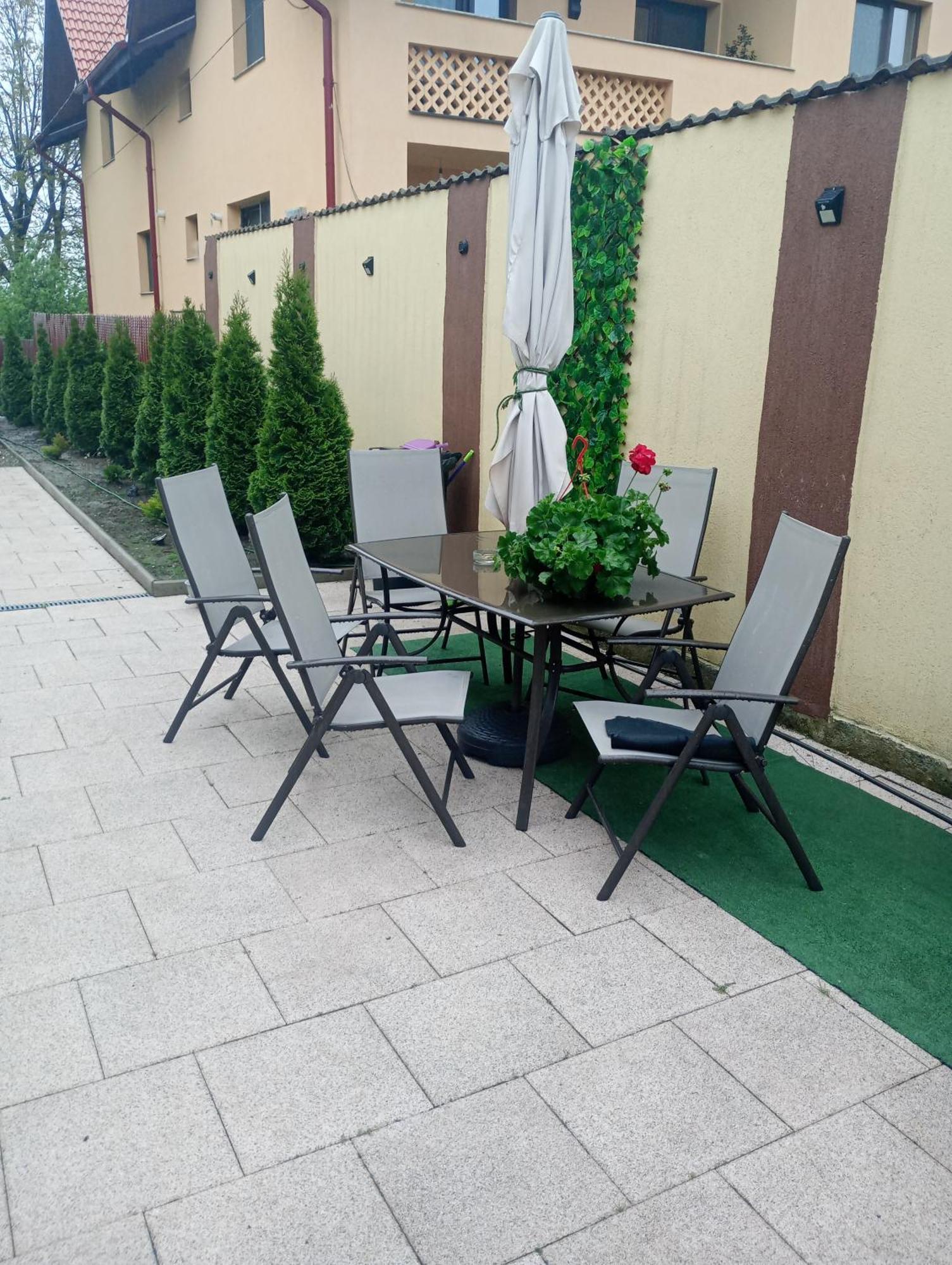 Izabella Guest House Săcele Exterior foto